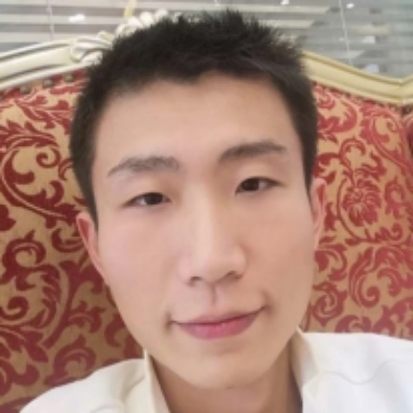 甜美和期待的照片