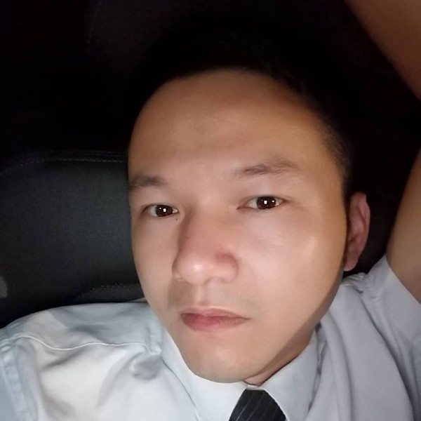 冷月苦恋迷茫的照片