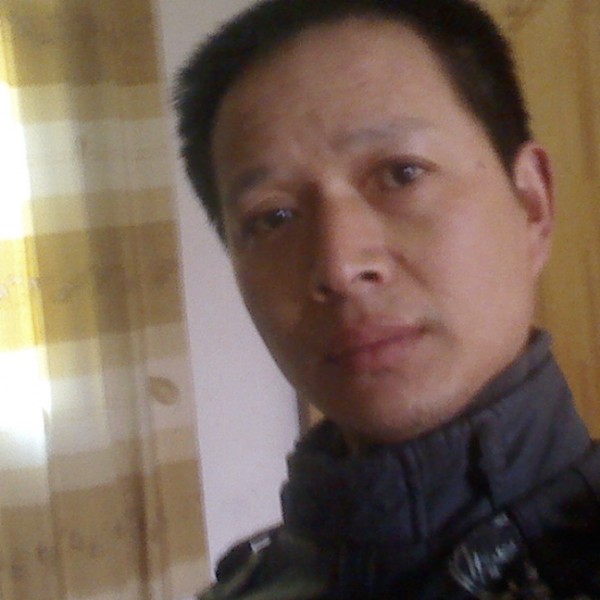 清秀和洛尘的照片