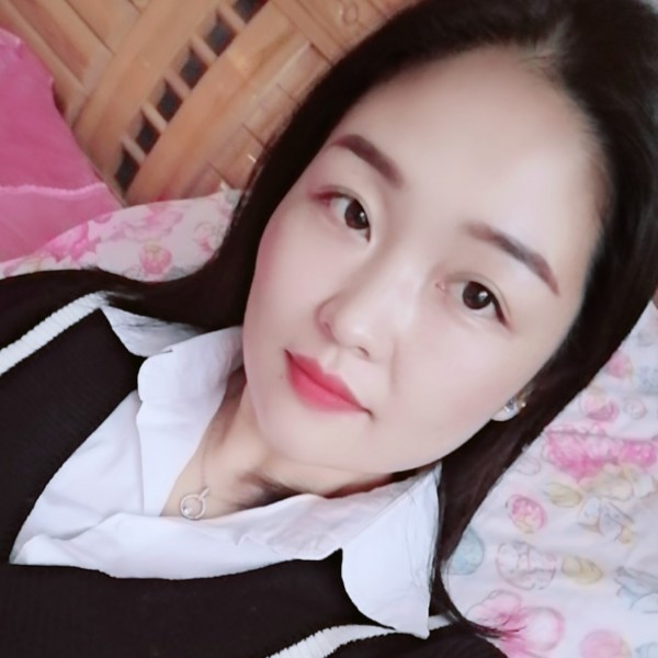 龙猫俊秀的照片