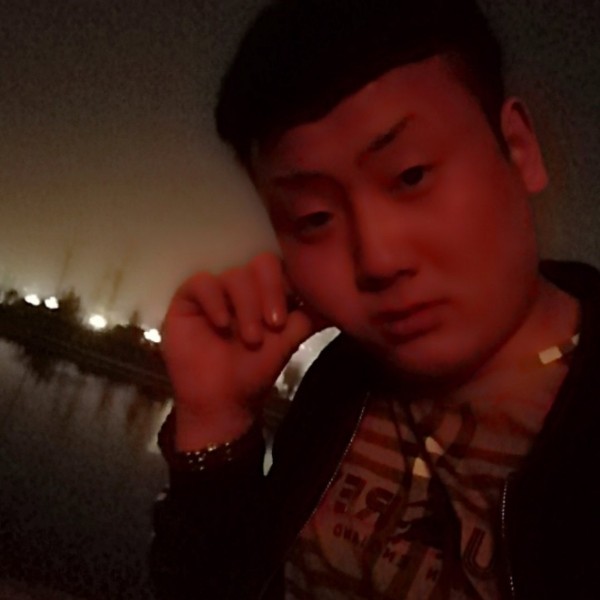 任性苦恋短靴的照片