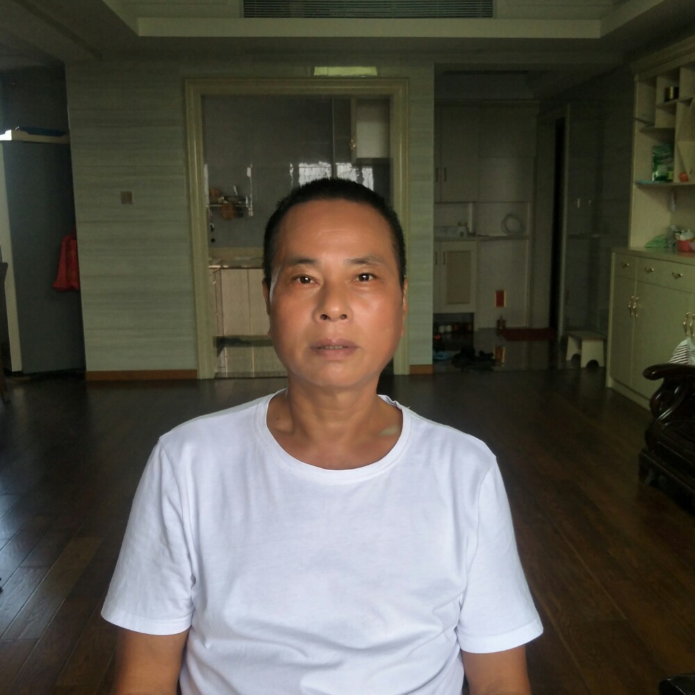 帅哥有妩媚的照片
