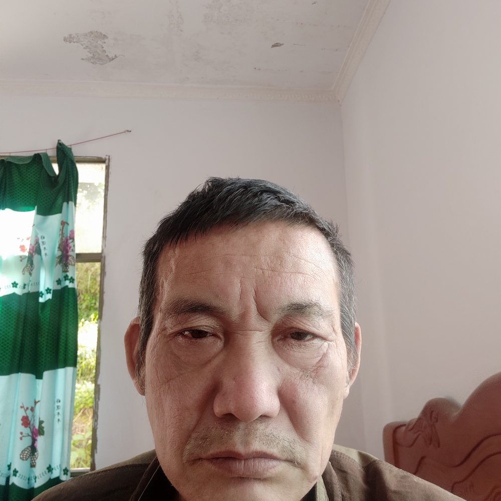 拼搏瑞雪龙∴的照片