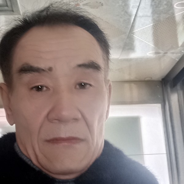 无奈月亮，安心的照片