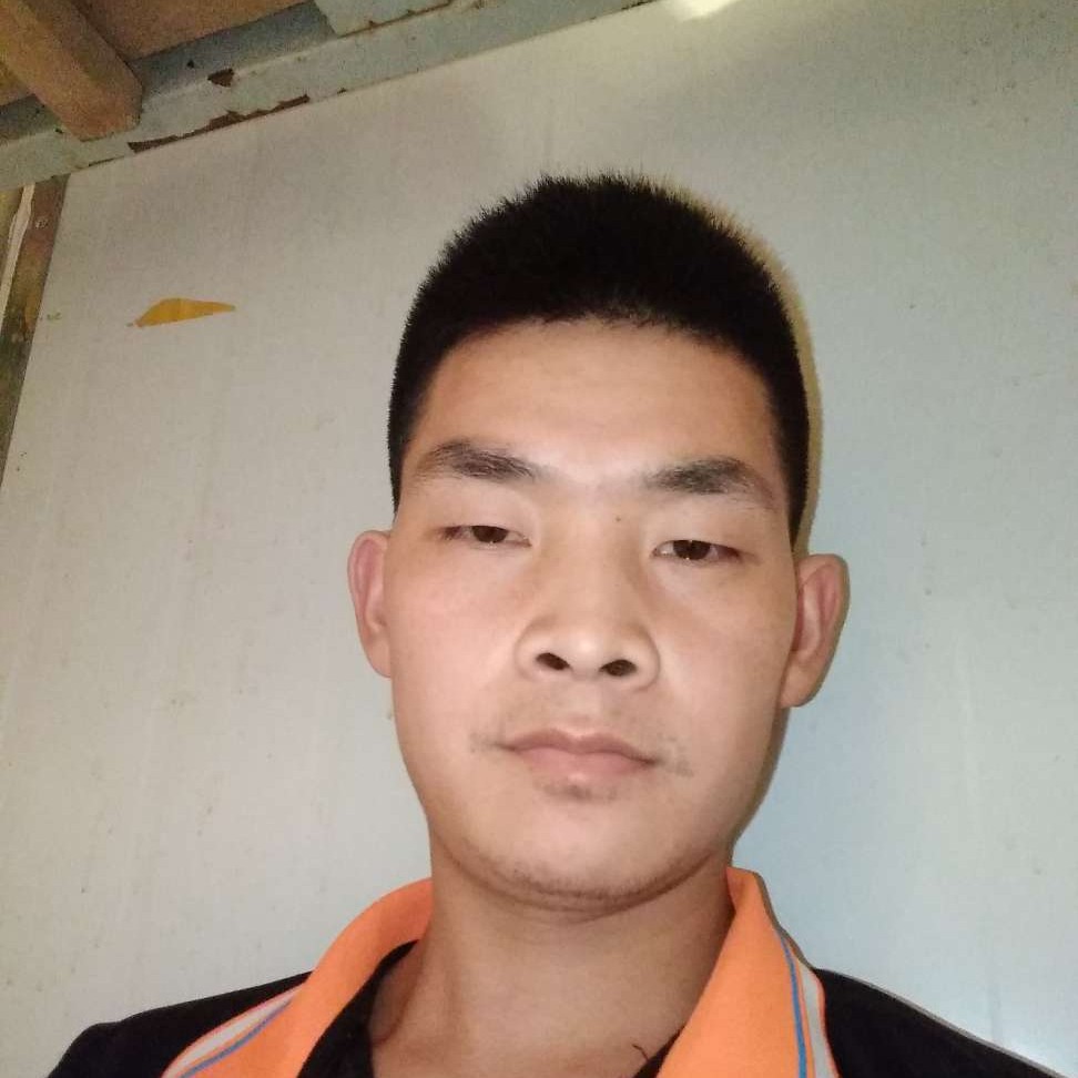 笑点低蹙眉白云的照片