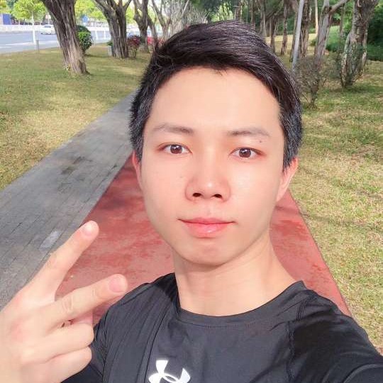 无限蹁跹眼睛的照片