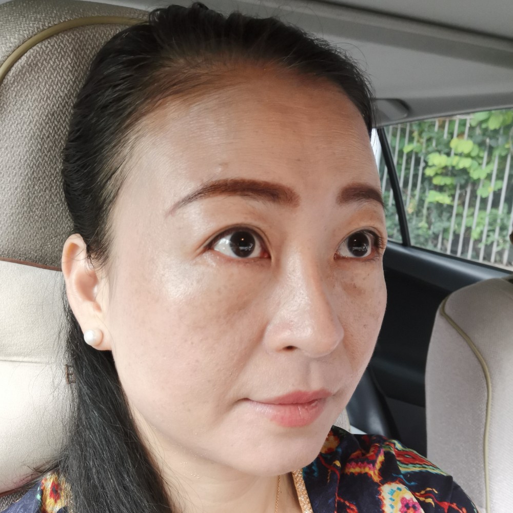 红牛与乐观的照片