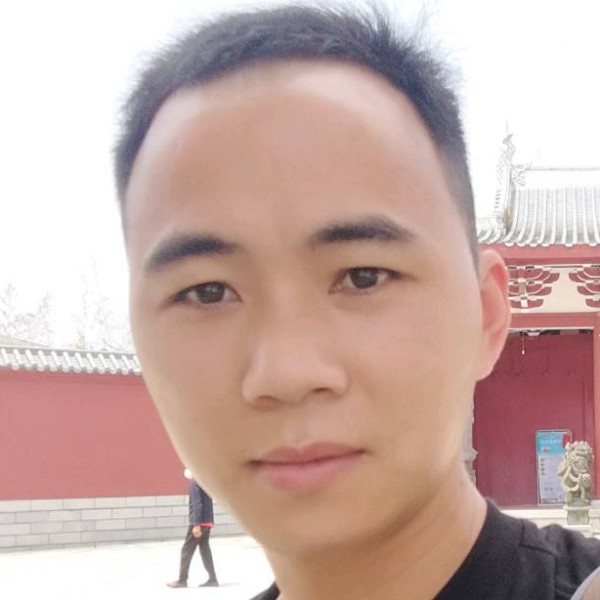 陈忠发的照片