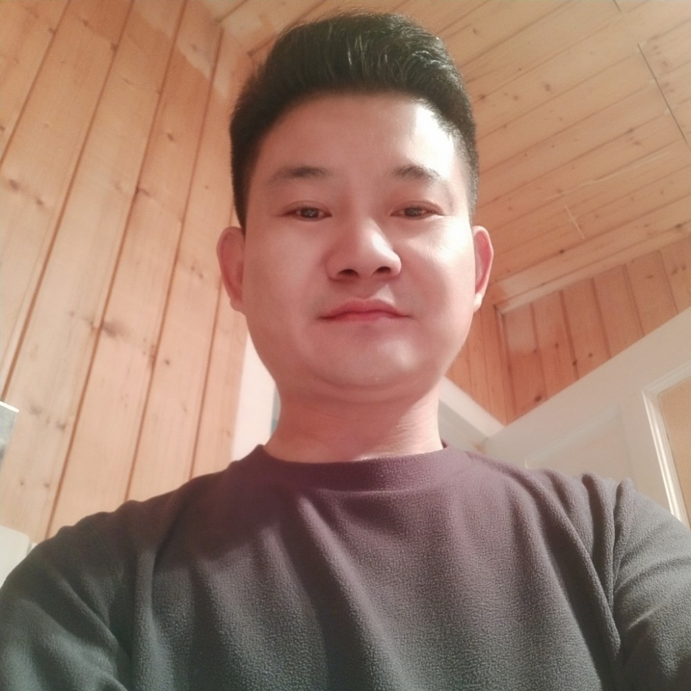 韩舜的照片