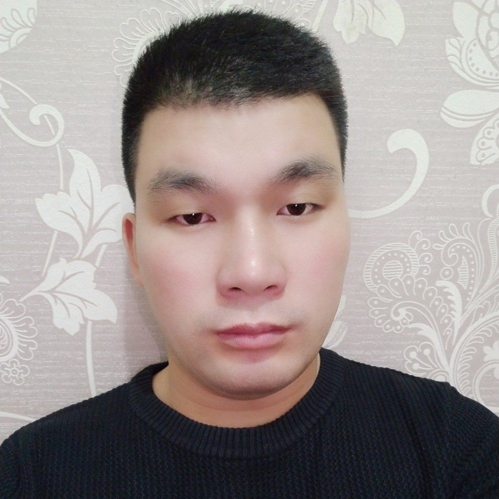 帅气发带的照片