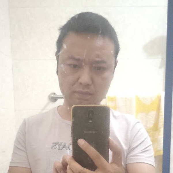 用爱聆听的照片