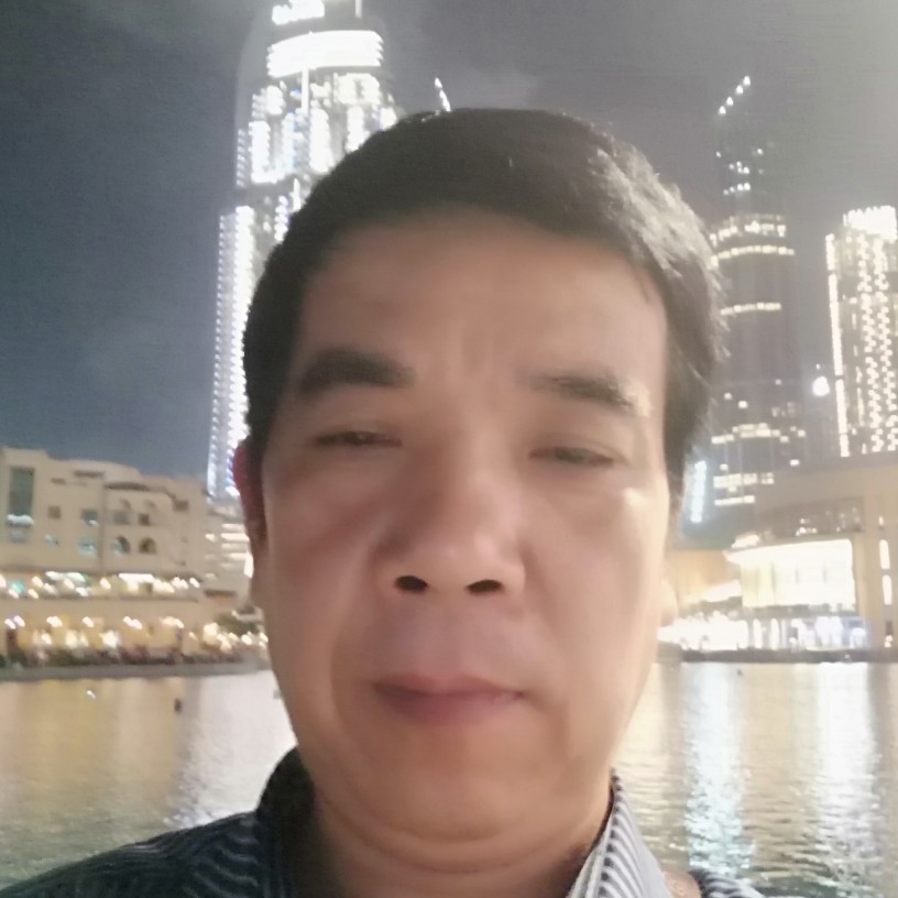 4O告左右的照片