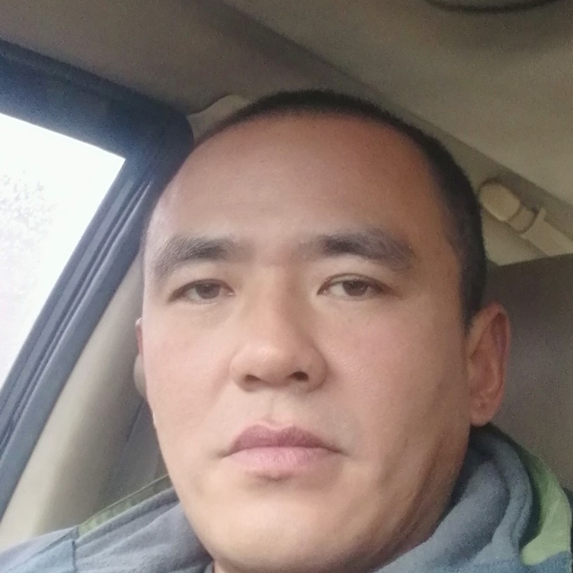 军中之狼的照片