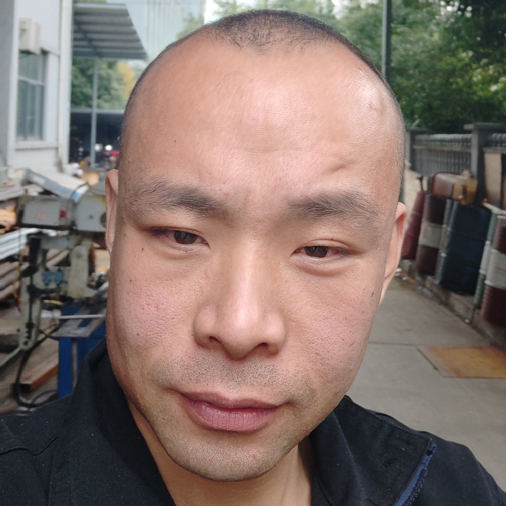 主动才会有故事。的照片