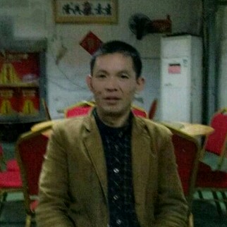 邓继洪的照片