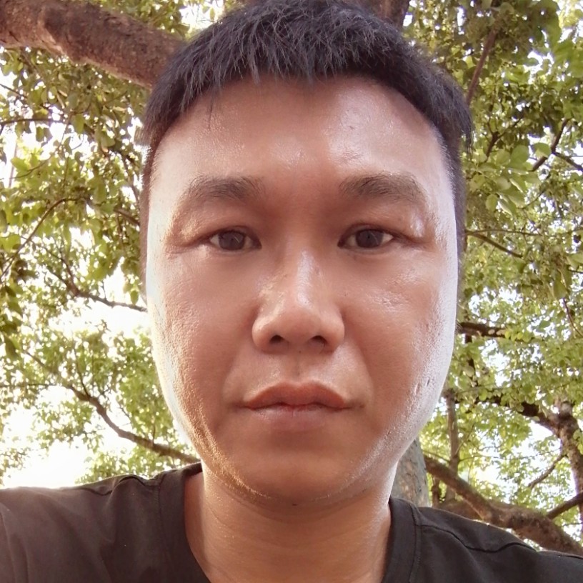 自由与无可取代的的照片