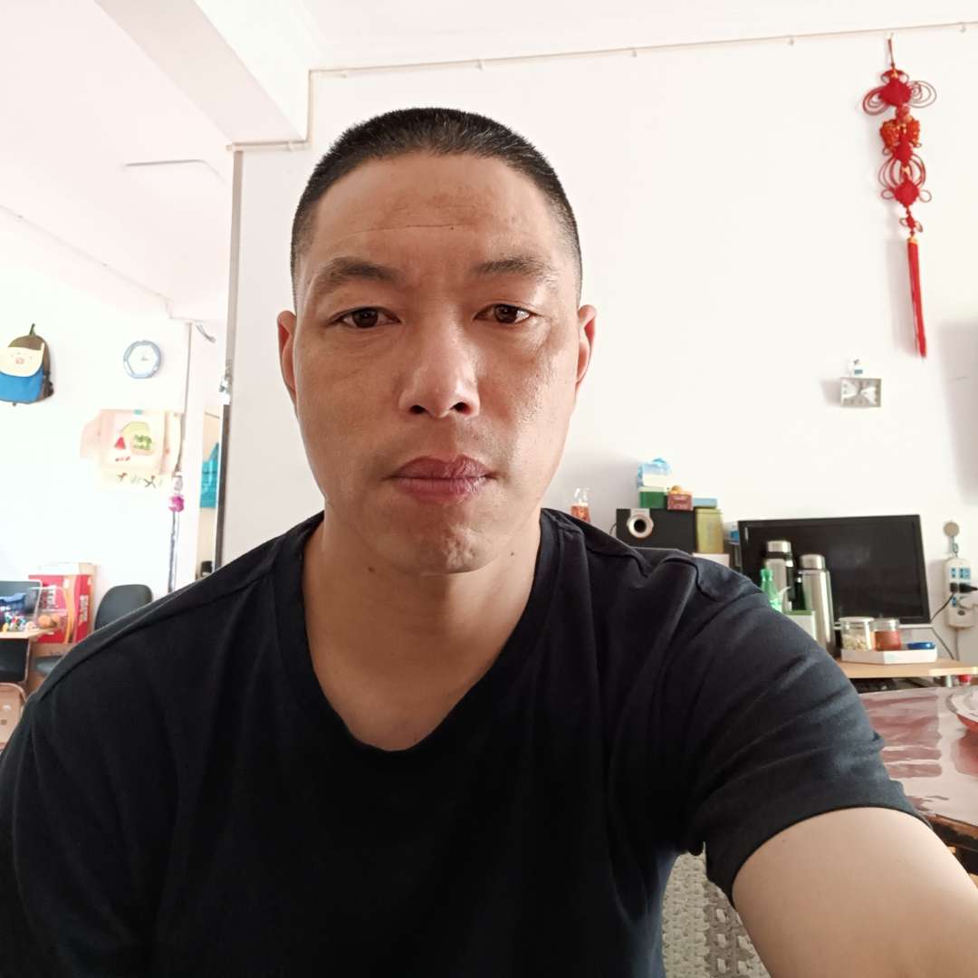 饱满闻小蚂蚁的照片