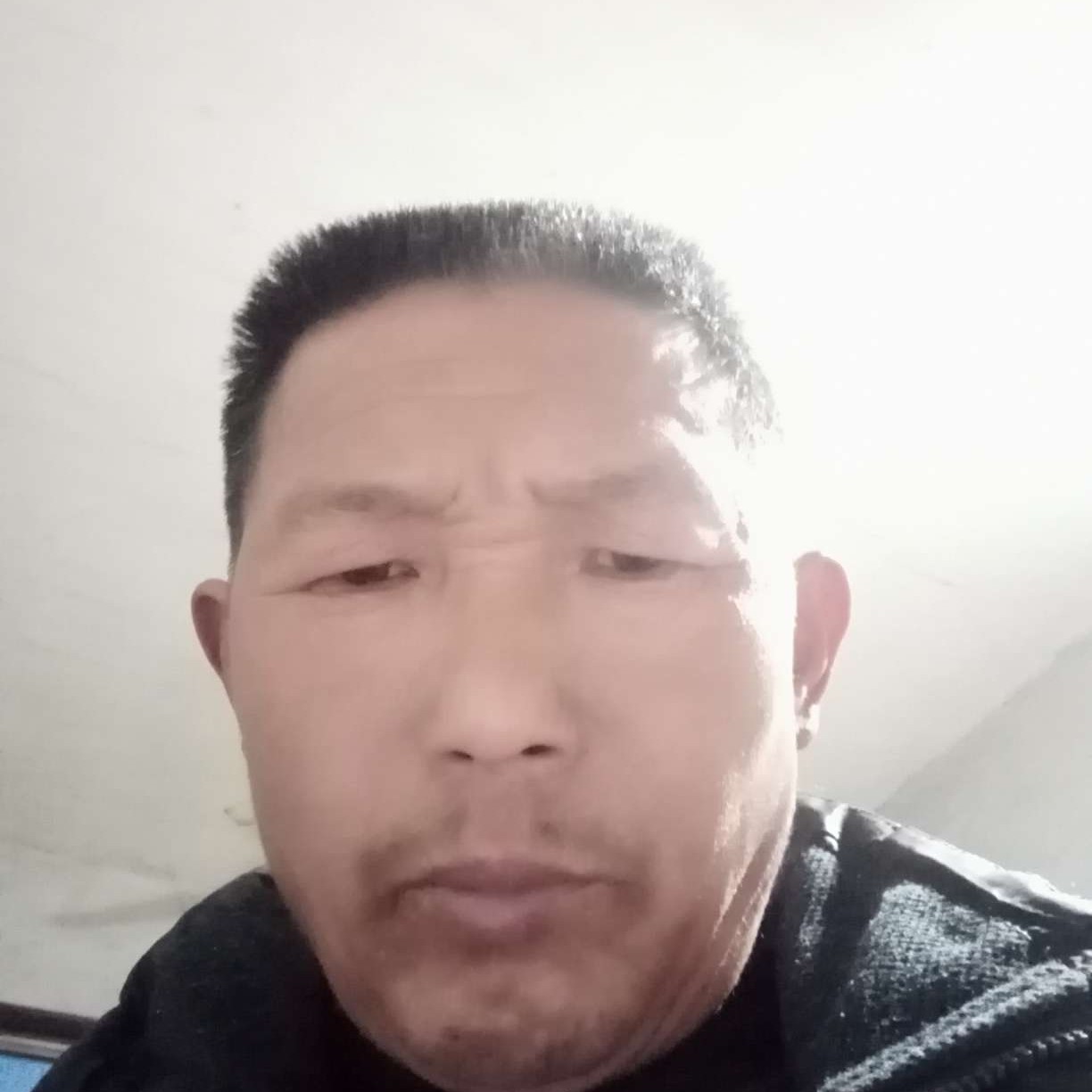 中心挽手曾经的照片