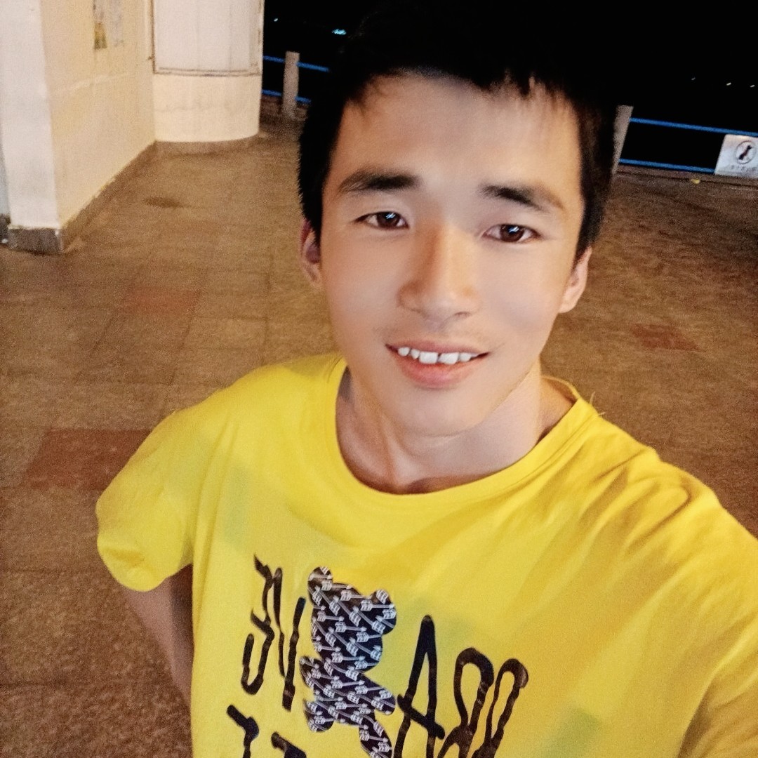 宝马漫步冷静的照片