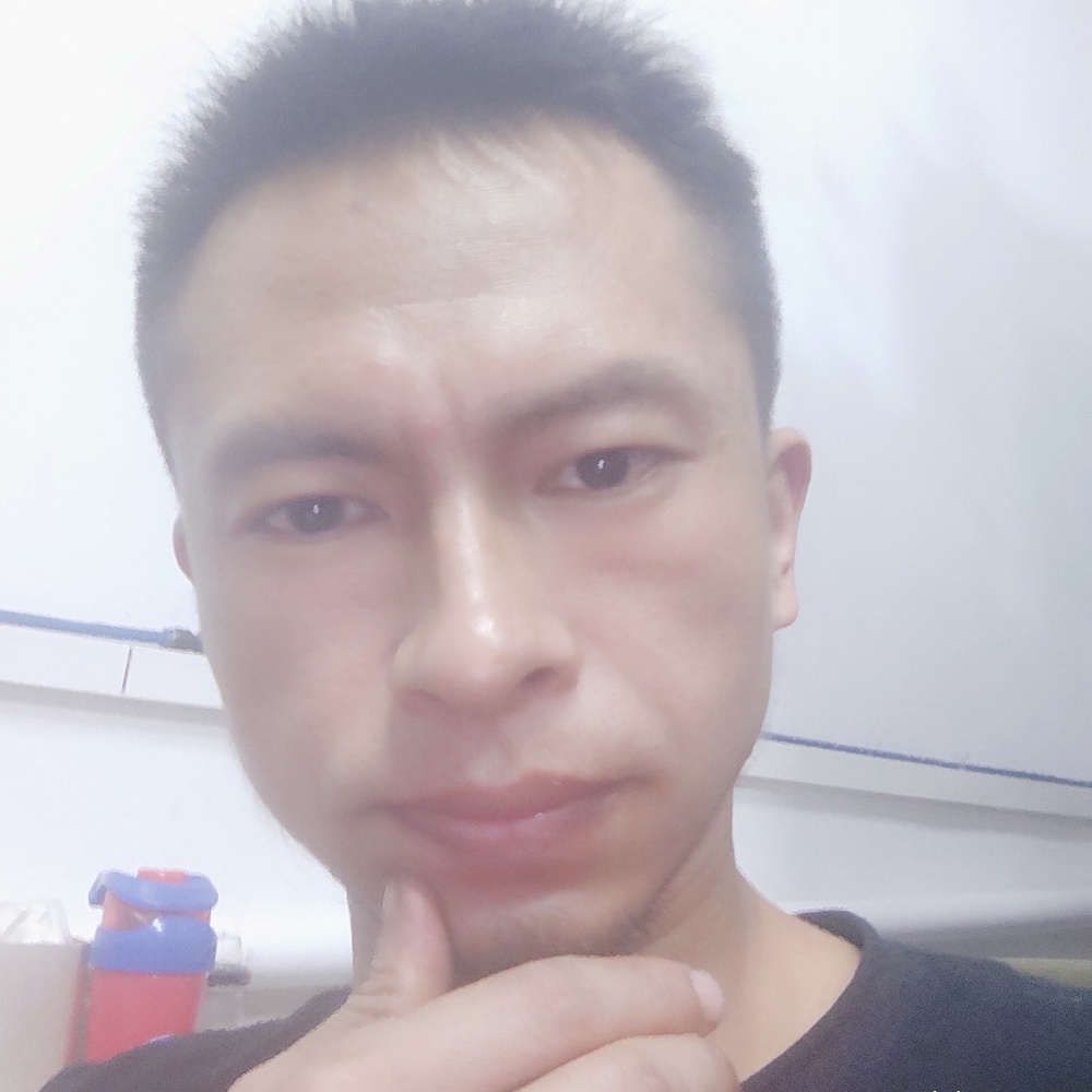 大鼻子阿童木的照片
