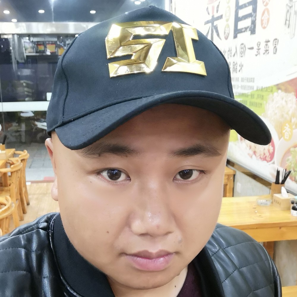摩托健壮的照片