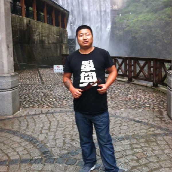 飘逸小蚂蚁的照片