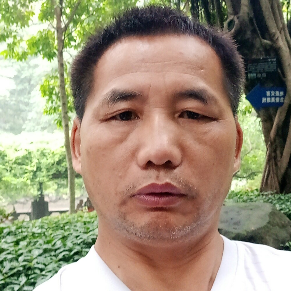 孤独改变水影的照片