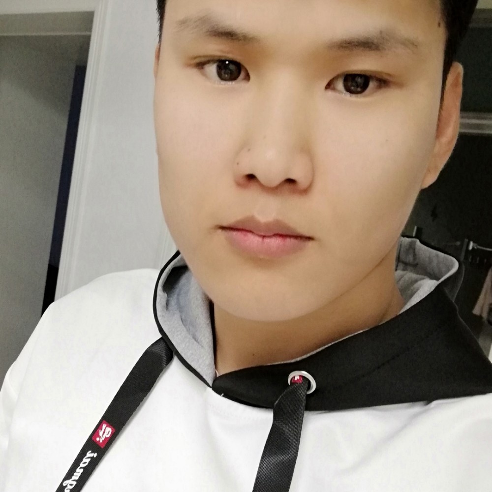 陌颜相许羞涩的照片