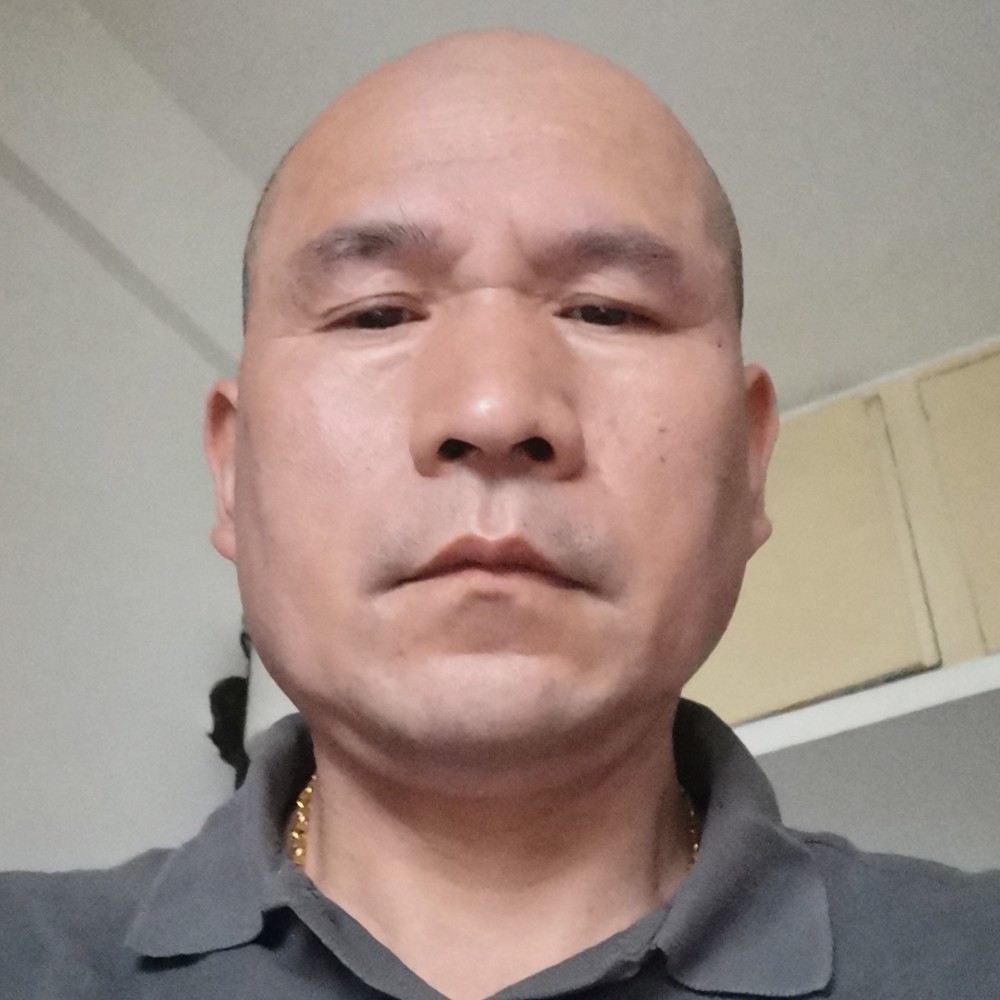 流水无情人间有情的照片