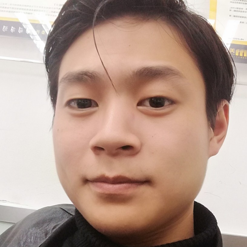 林腾的照片