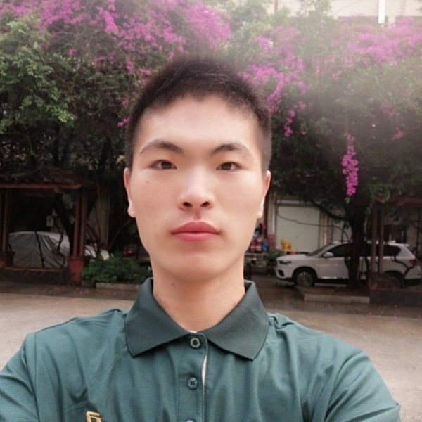 听话爱泪雨的照片