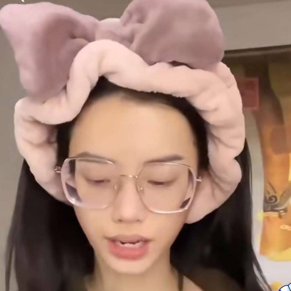 想人陪邂逅鞋子的照片