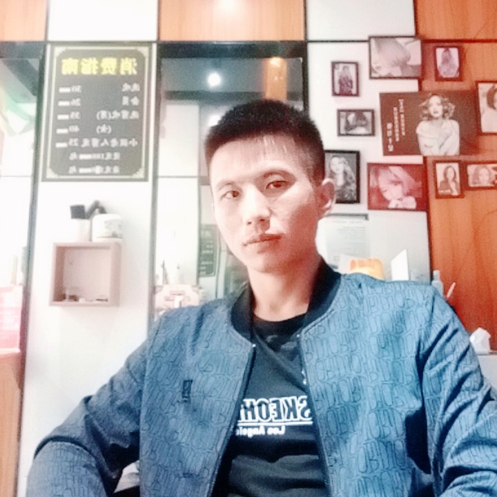 可爱打路人的照片