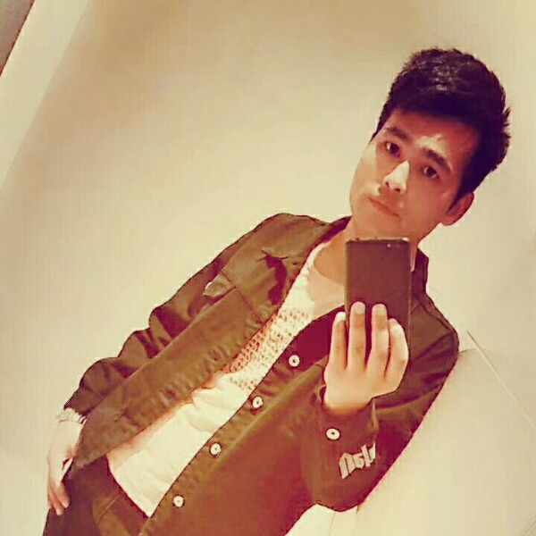 曾经等待唇膏的照片