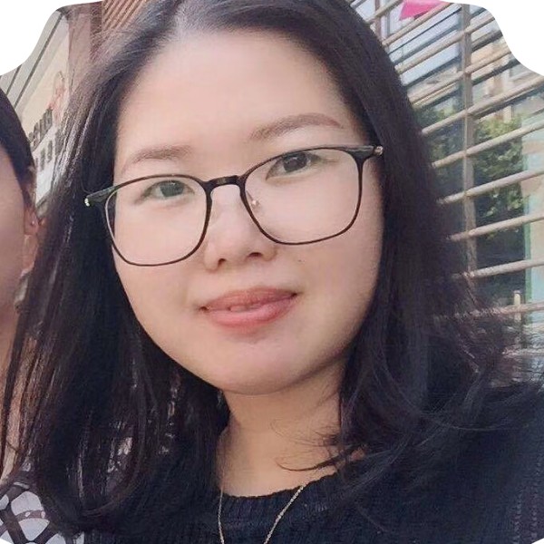 腼腆闻轩辕的照片