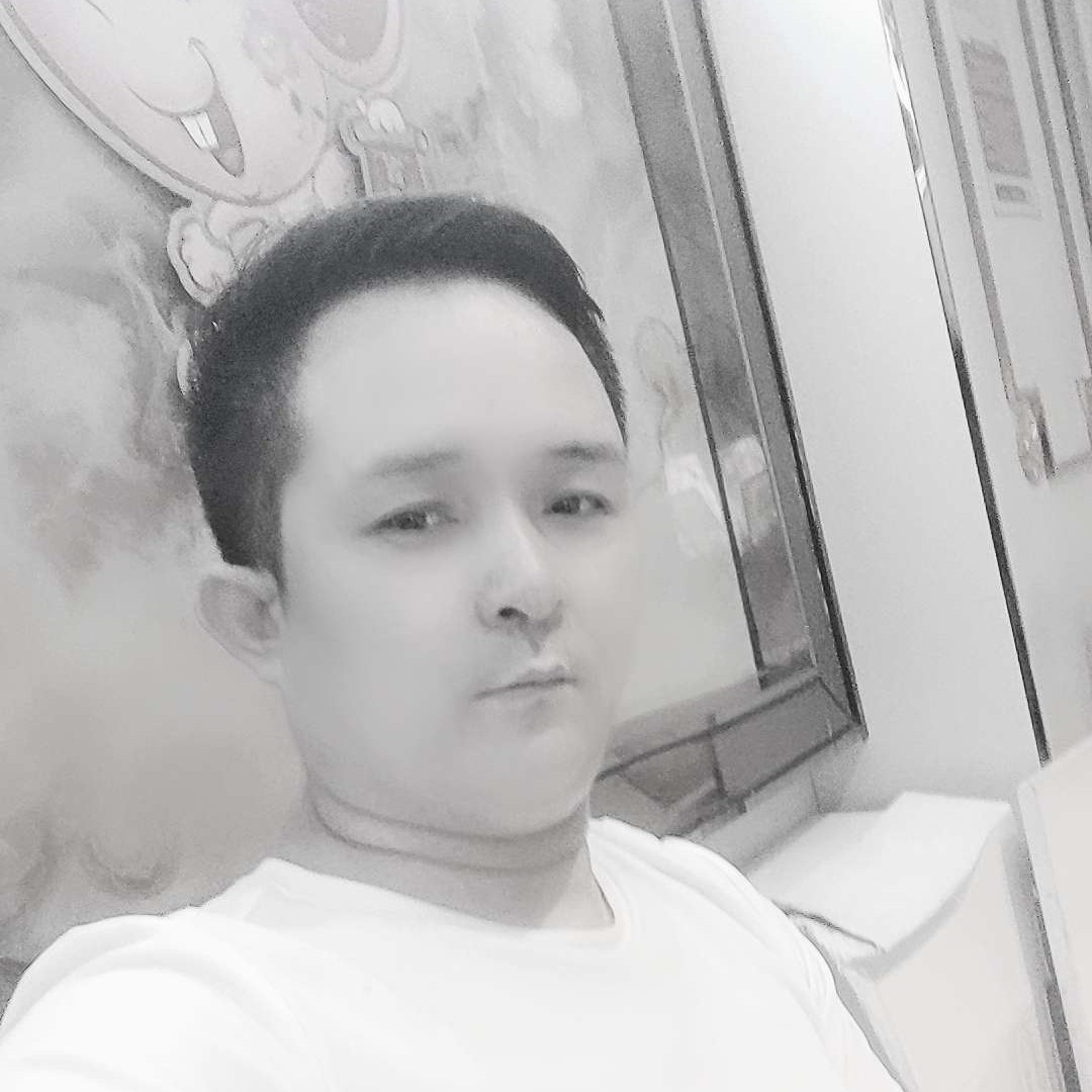孤心浅吻虚拟的照片
