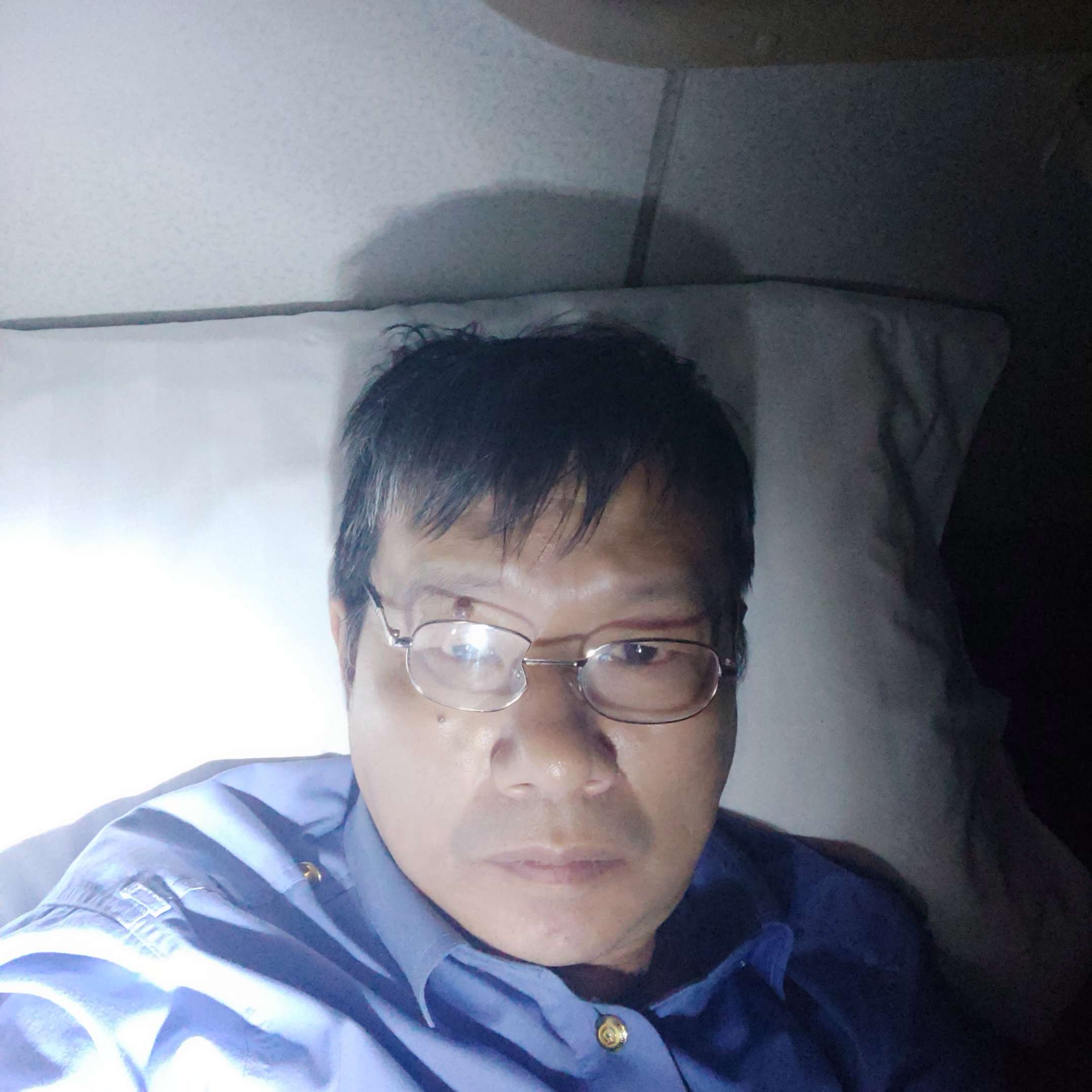 温婉多么草丛的照片