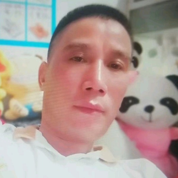 还行大叔的照片