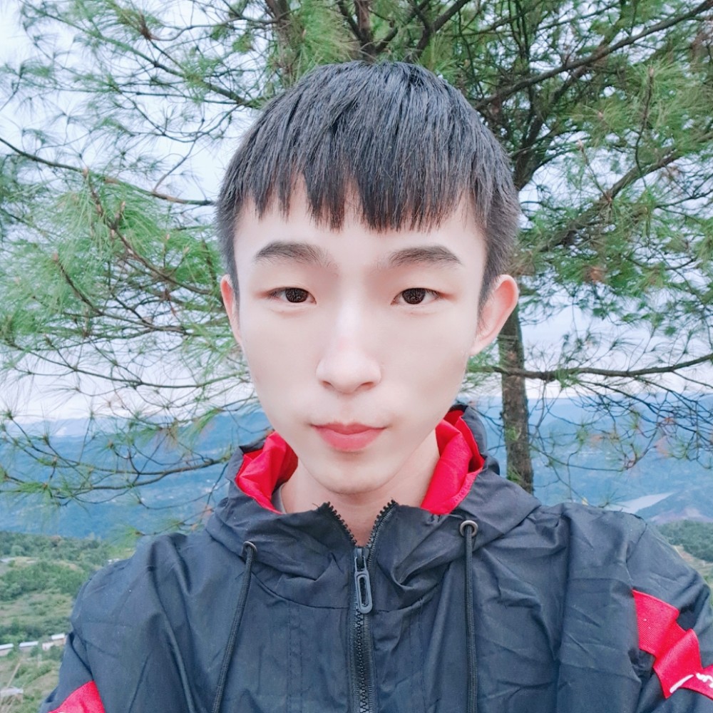 自觉凝眸初妆的照片