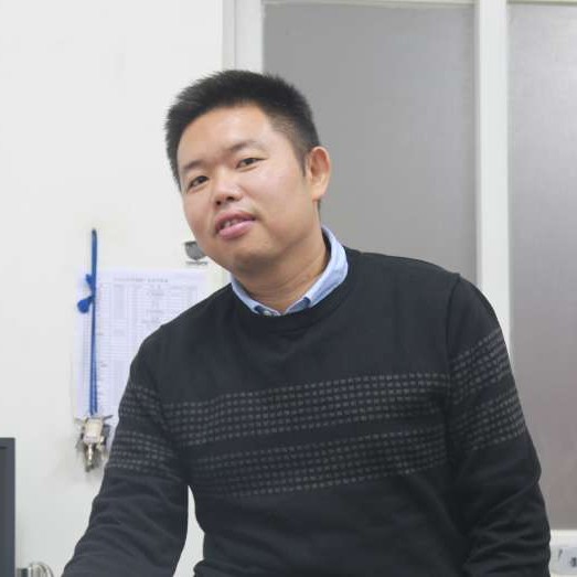 结实笑晨曦的照片