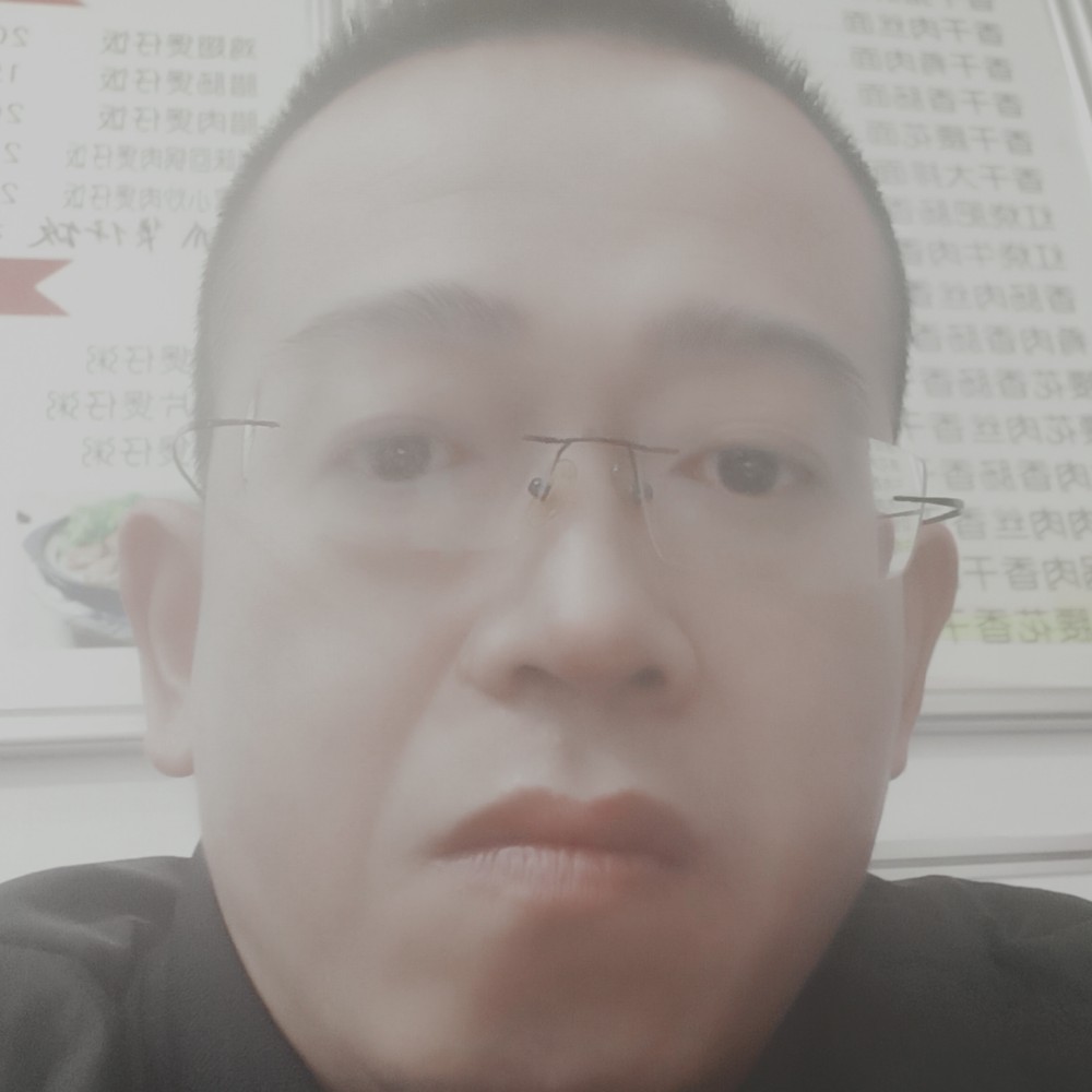 姚辉爱的照片