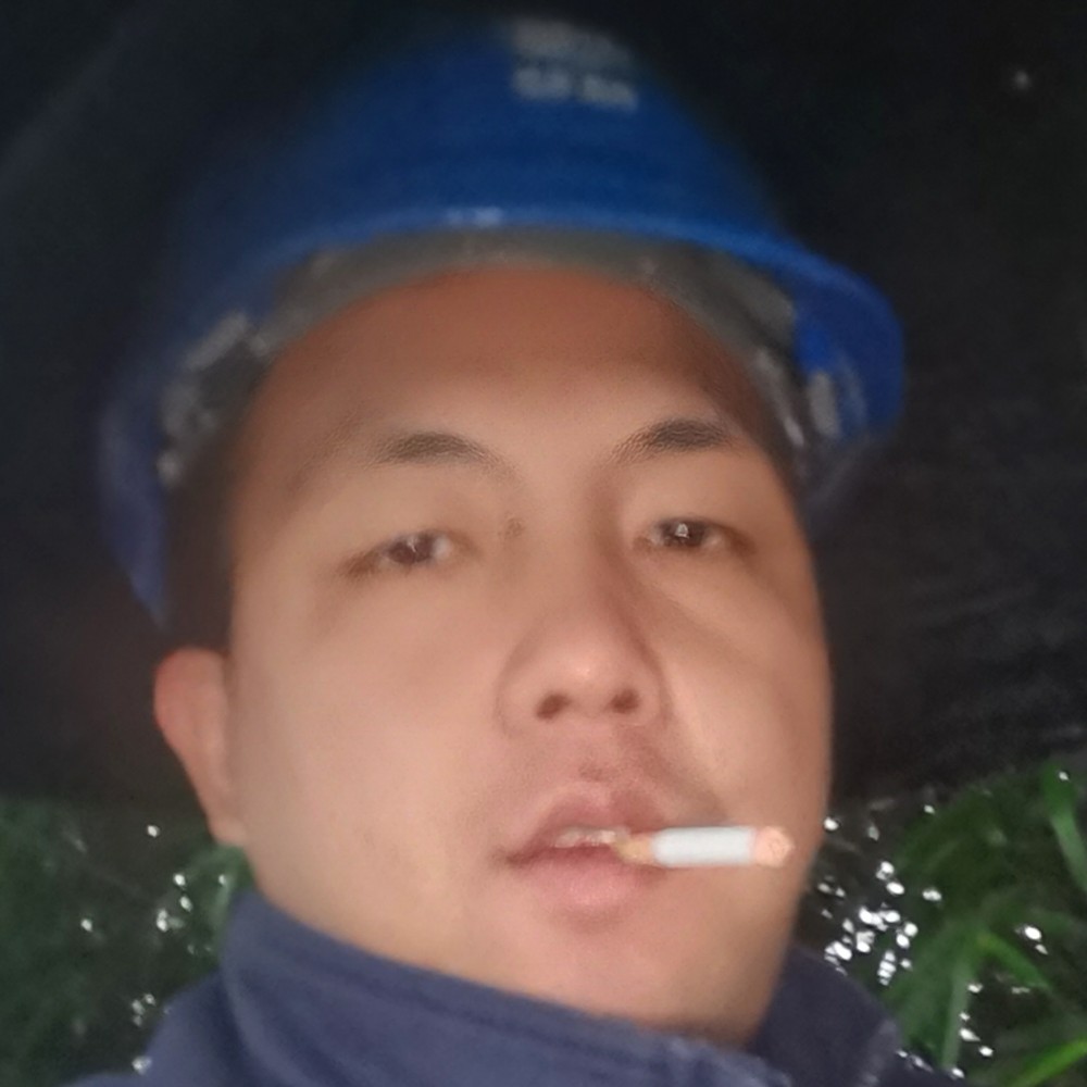 等的那个他在那的照片