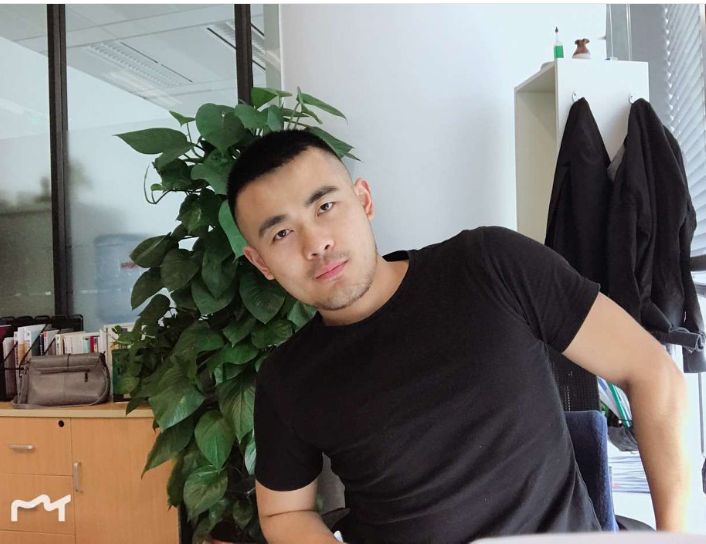 fgdfga8k的照片