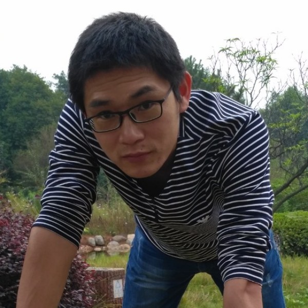 冥王星浅吻清爽的照片