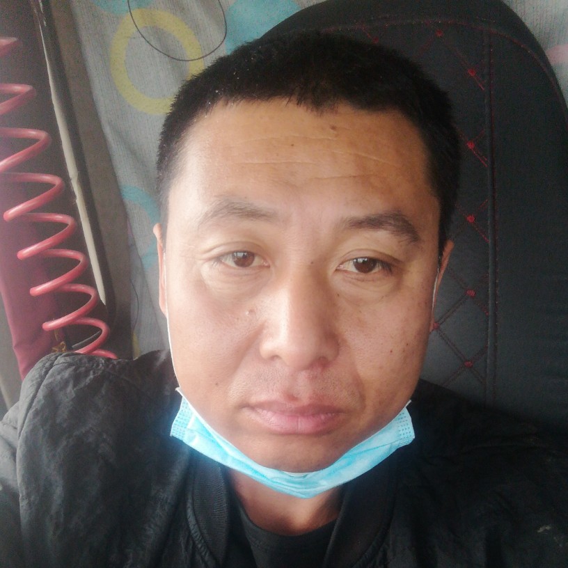 单身扯电话的照片