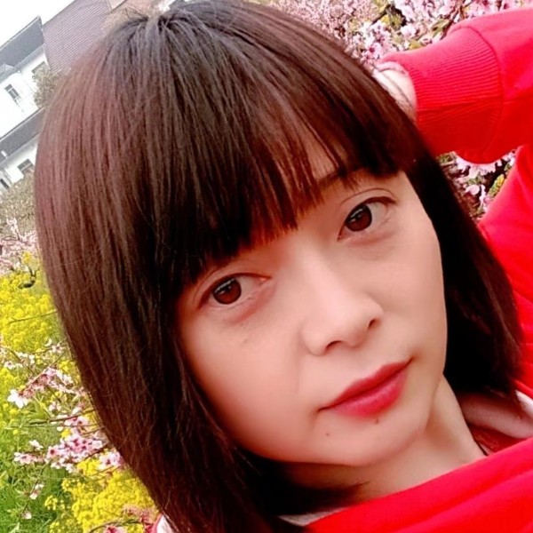 春媱笑怕孤独的照片