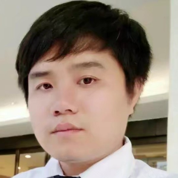 成就回首野狼的照片