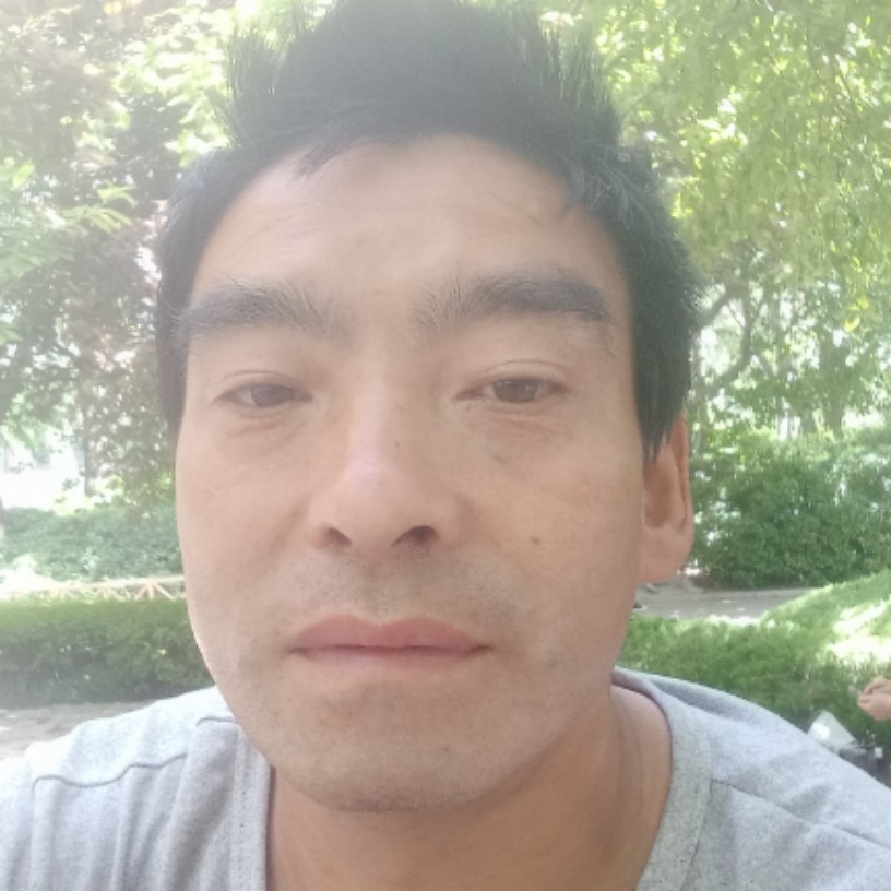 阔达等于石头的照片