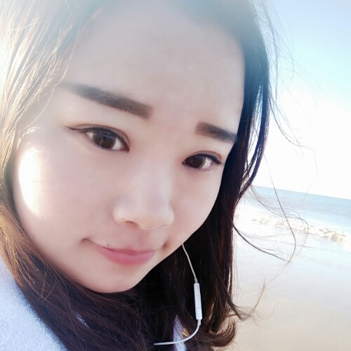 C~xiu的照片