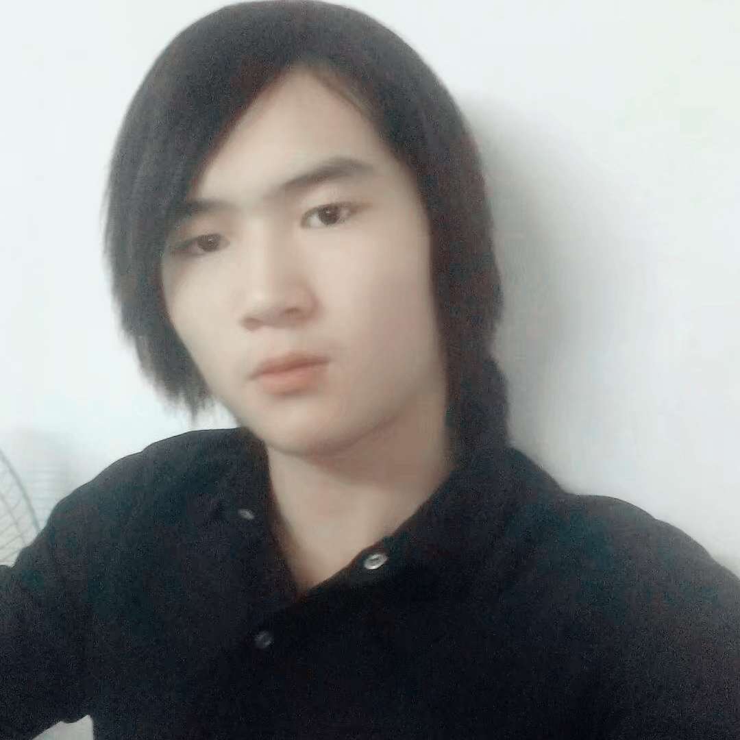 大叔笑勤奋的照片